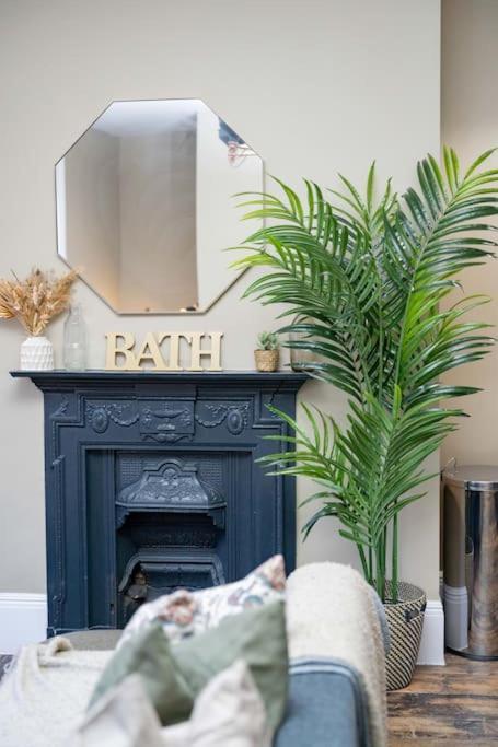 Stunning Boutique Flat In Central Location - Beatrice Бат Екстериор снимка