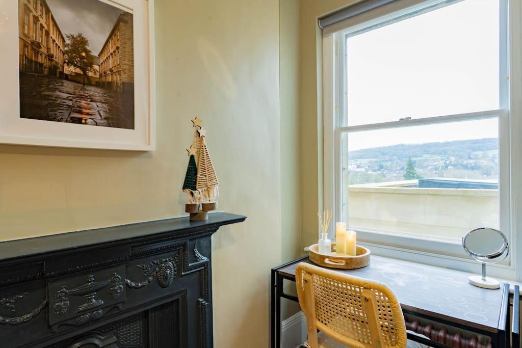 Stunning Boutique Flat In Central Location - Beatrice Бат Екстериор снимка