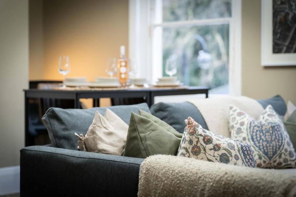 Stunning Boutique Flat In Central Location - Beatrice Бат Екстериор снимка